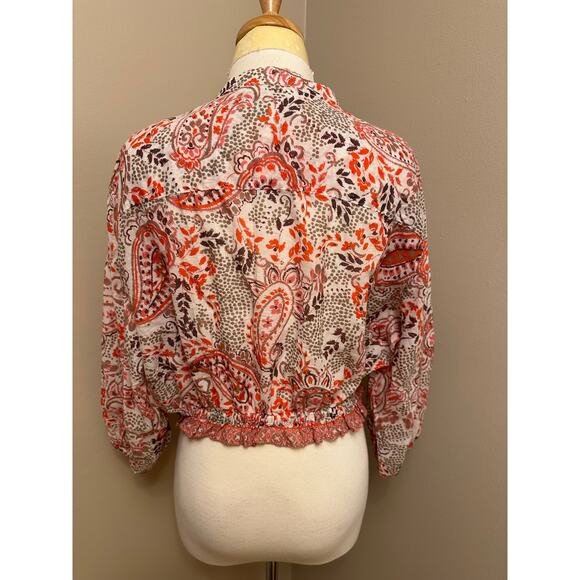 Cara Cara Perrin Top Cream/Orange Paisley Split Neck Cropped Hem Sz Small - Picture 5 of 8